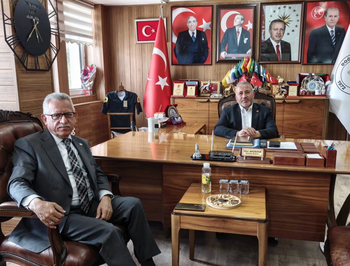 Yozgat Belediye Başkanı KAZIM ARSLAN’I belediyemizde ağırlamaktan memnuniyet duyduk. Nazik ziyaretleri için teşekkür ederiz.