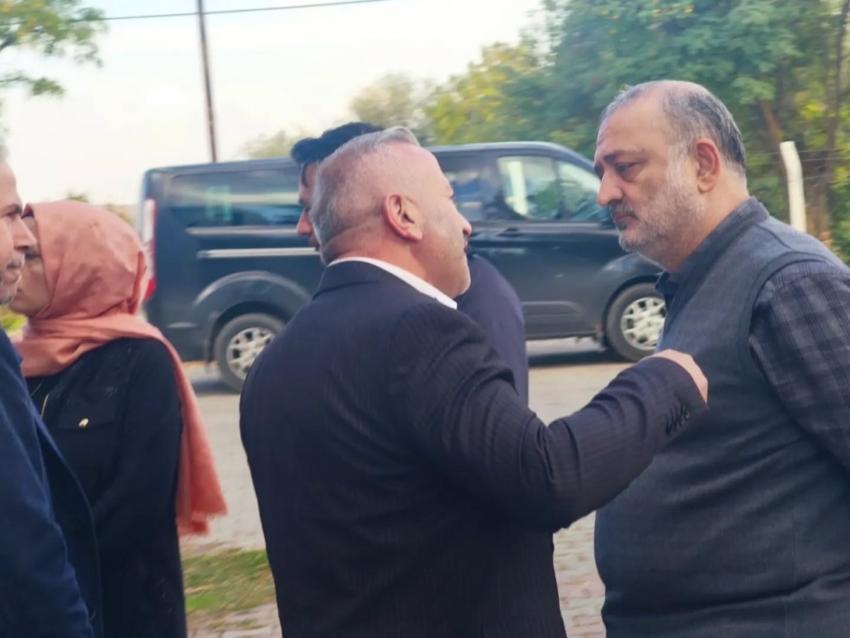 Sorgun İlçe Tarım ve Orman Müdürü Yusuf Can Polat, Sanayi ve Teknoloji Bakanlığı Kalkınma Ajansları Genel Müdürlüğü uzmanları Hasan Şanalmış, Adeviye Durak ve Fatma Başata ile KOP Uzmanı Suat Şahin, belediyemizi ziyaret etti. Gerçekleştirilen ziyarette kasabamızın gelişimi, tarımsal kalkınma ve yerel projeler üzerine değerlendirmelerde bulunuldu.
